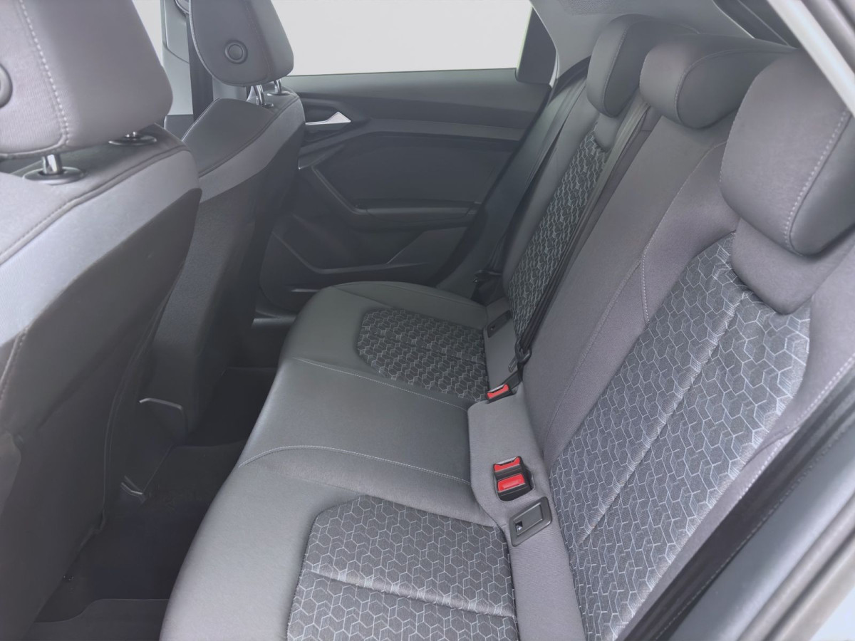 Thumb 15: Audi A1 Sportback 30 TFSI ADVANCED SITZHZG PDC KLIMA VIRTUAL