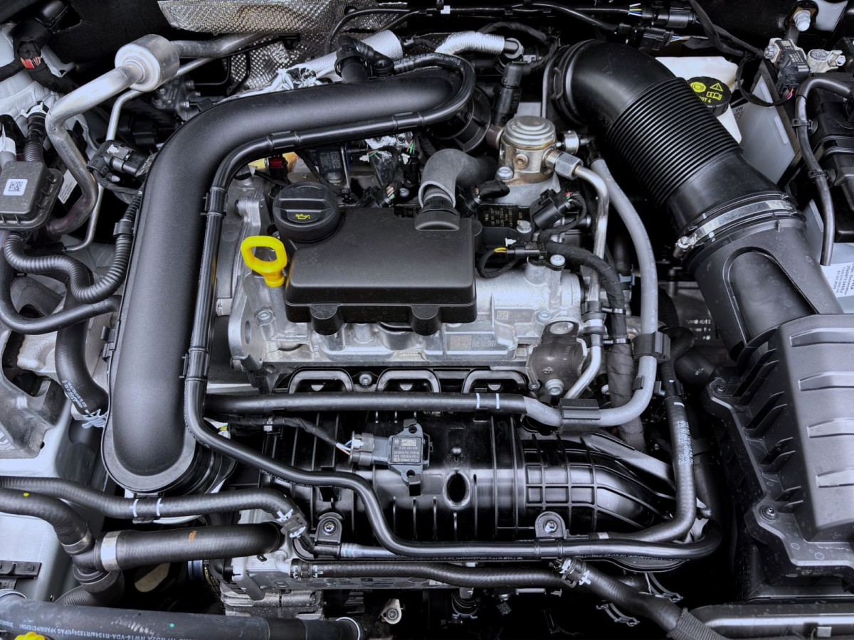 Thumb 18: Audi A1 Sportback 30 TFSI ADVANCED SITZHZG PDC KLIMA VIRTUAL