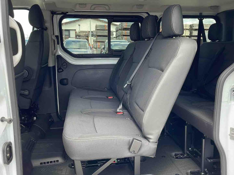 Ansicht 13 - Neuwagen Fahrzeug, Modell Primastar der Marke Nissan von Verkäufer Siegfried Schmidt GmbH