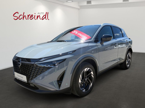 Automodell: Qashqai in der Farbe grau