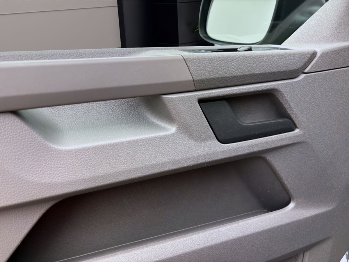 Thumb 9: Volkswagen T6.1 Kombi 2.0 TDI KAMERA PDC KLIMA DAB+