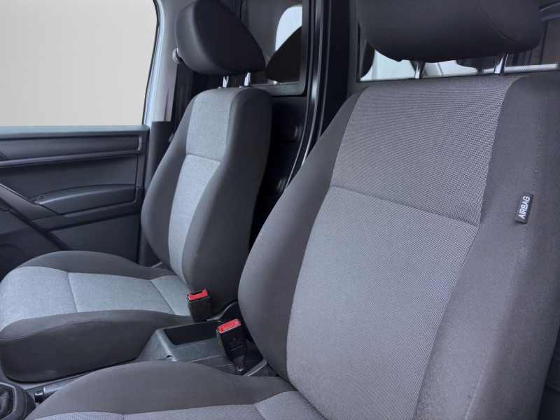 Bild 8: Volkswagen Caddy 2.0 TDI KASTEN SITZHZG PDC GRA KLIMA
