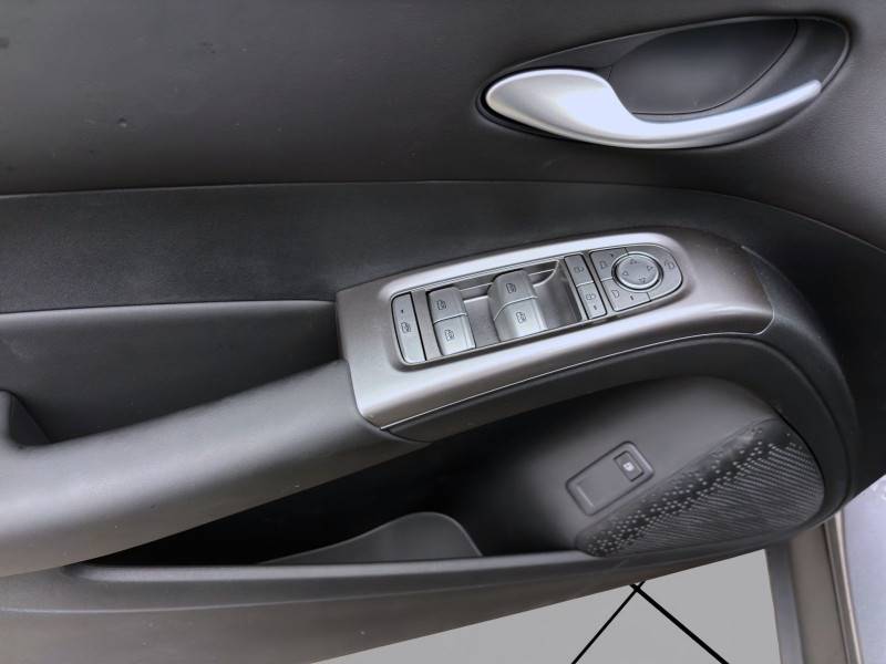 Bild 10: BYD DOLPHIN G DM-i BOOST LM16 KAMERA NAVI KLIMA