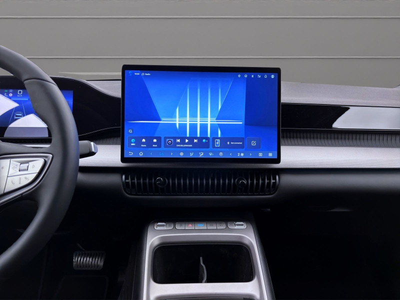 Bild 14: BYD DOLPHIN G DM-i BOOST LM16 KAMERA NAVI KLIMA