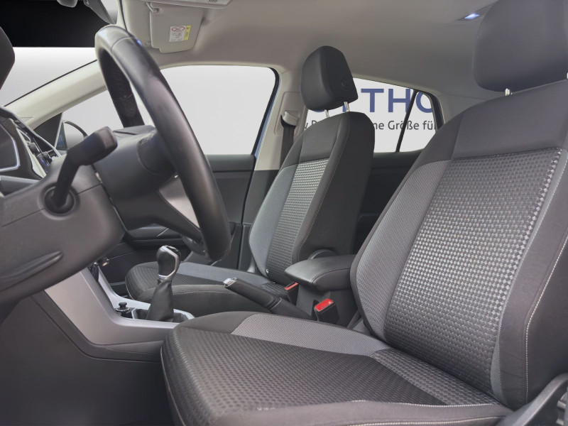 Bild 9: Volkswagen T-Cross 1.0 TSI ACTIVE AHK NAVI ACC SITZHZG