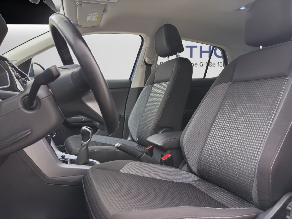 Thumb 9: Volkswagen T-Cross 1.0 TSI ACTIVE AHK NAVI ACC SITZHZG