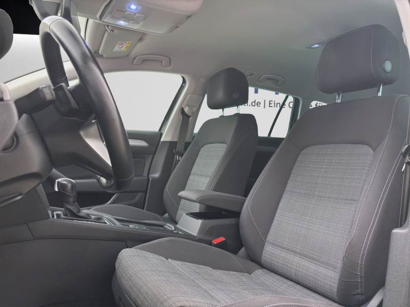 Bild 9: Volkswagen Passat Variant 2.0 TDI DSG BUSINESS AHK NAVI ACC LED