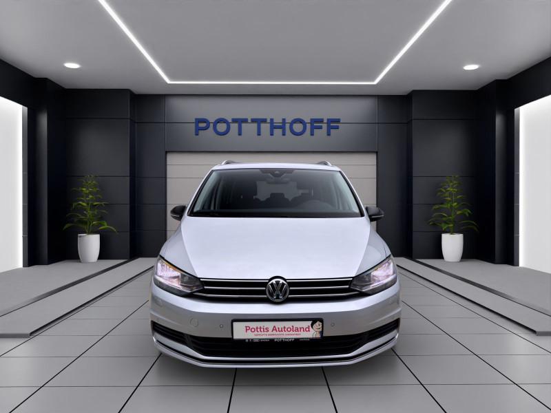 Bild 7: Volkswagen Touran 1.5 TSI IQ.DRIVE NAVI ACC SITZHZG KLIMA