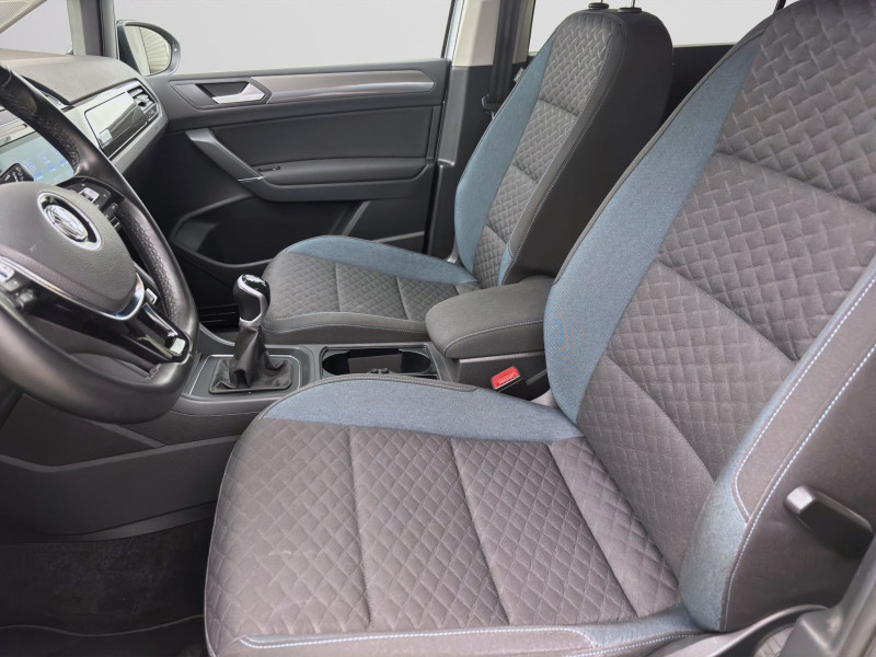Bild 9: Volkswagen Touran 1.5 TSI IQ.DRIVE NAVI ACC SITZHZG KLIMA