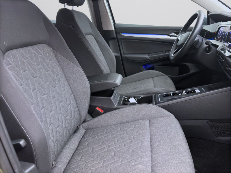 Bild 16: Volkswagen Golf Variant 1.5 eTSI DSG LIFE AHK NAVI SITZHZG ACC