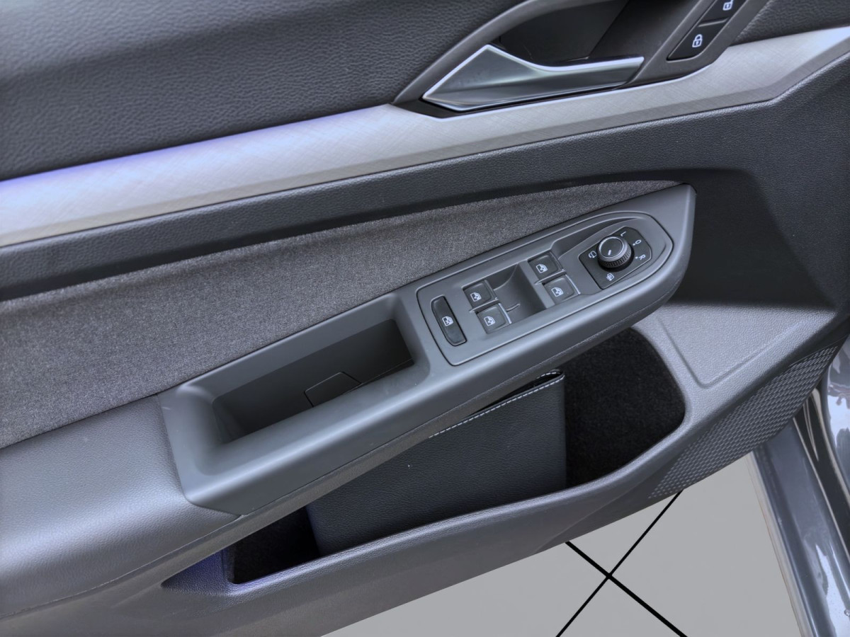 Thumb 10: Volkswagen Golf Variant 1.5 eTSI DSG LIFE AHK NAVI SITZHZG ACC