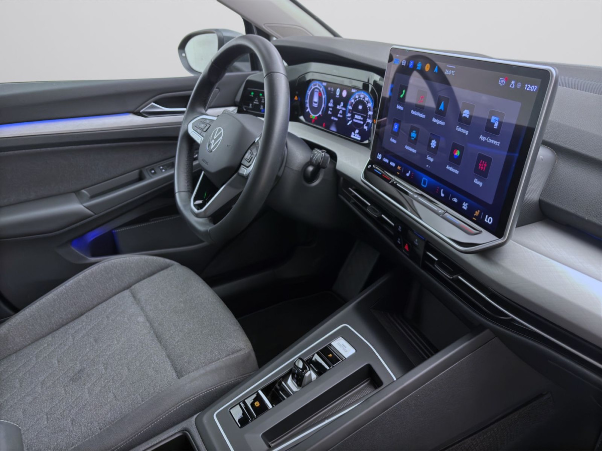 Thumb 17: Volkswagen Golf Variant 1.5 eTSI DSG LIFE AHK NAVI SITZHZG ACC