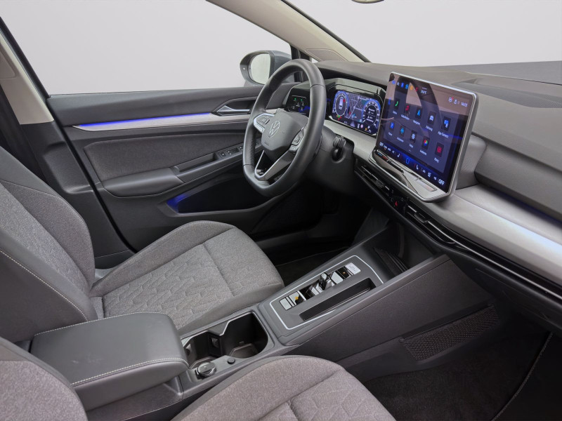 Bild 17: Volkswagen Golf Variant 1.5 eTSI DSG LIFE AHK NAVI SITZHZG ACC