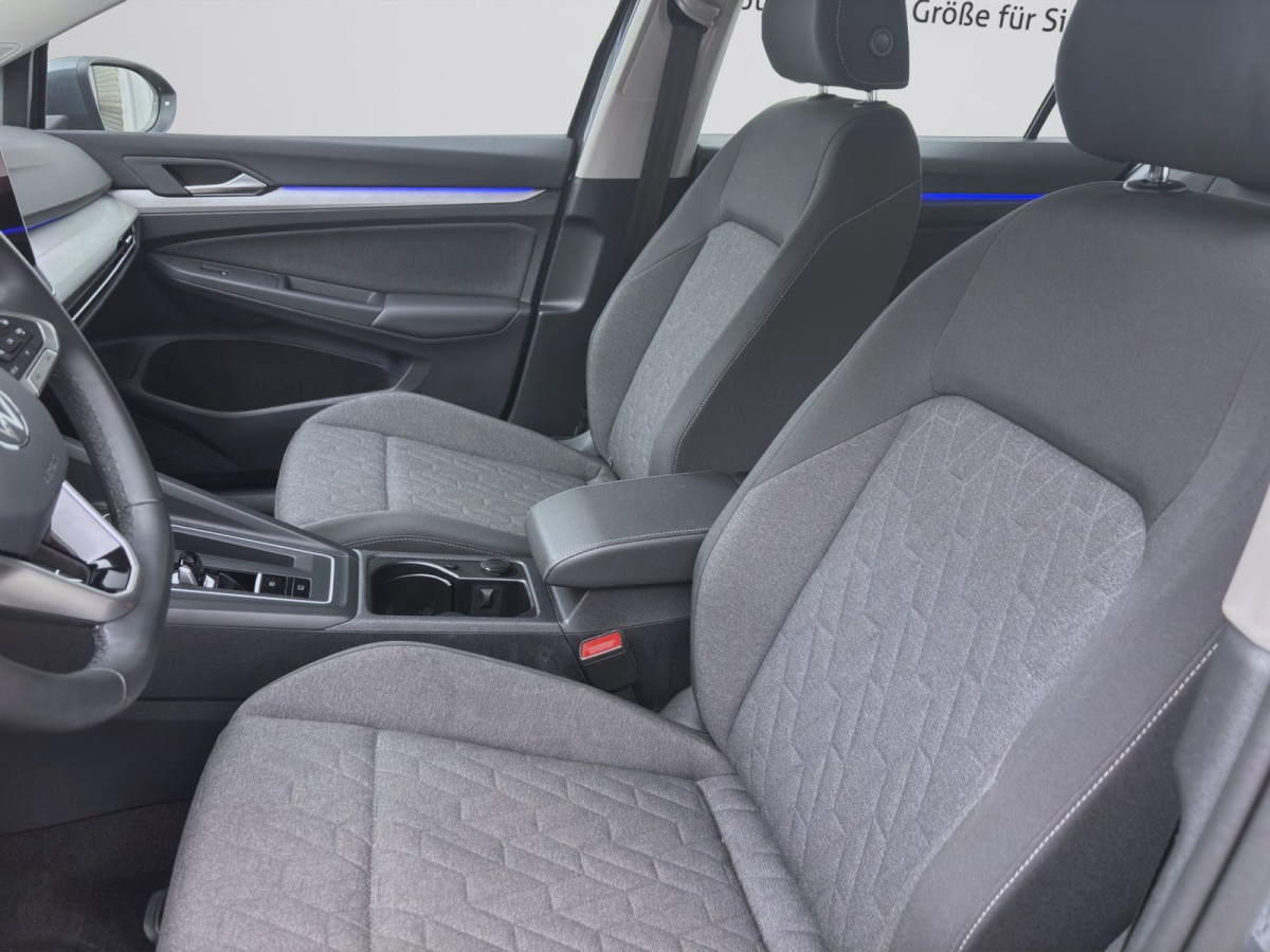 Thumb 9: Volkswagen Golf Variant 1.5 eTSI DSG LIFE AHK NAVI SITZHZG ACC