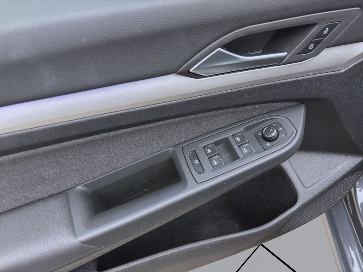Thumb 10: Volkswagen Golf Variant 1.5 eTSI DSG LIFE AHK NAVI SITZHZG ACC
