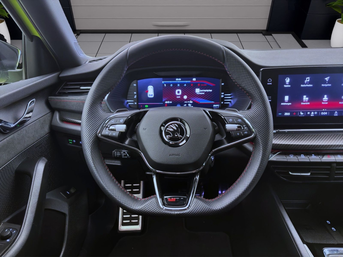 Thumb 11: Škoda Octavia Combi 2.0 TDI DSG RS NAVI KLIMA SHZG LED