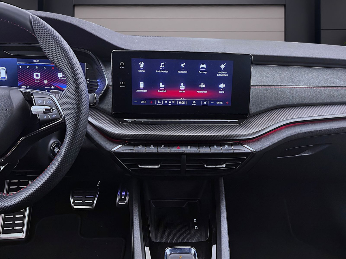 Thumb 14: Škoda Octavia Combi 2.0 TDI DSG RS NAVI KLIMA SHZG LED