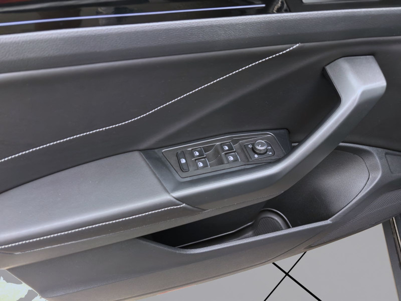 Bild 10: Volkswagen T-Roc 1.0 TSI R-LINE PDC LED KLIMA SHZG