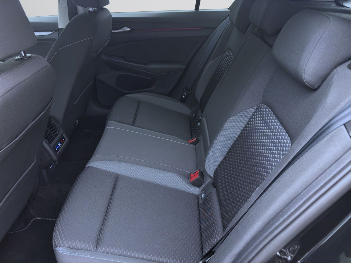Thumb 15: Volkswagen Golf 1.5 TSI ACTIVE STDHZG NAVI HuD LED+