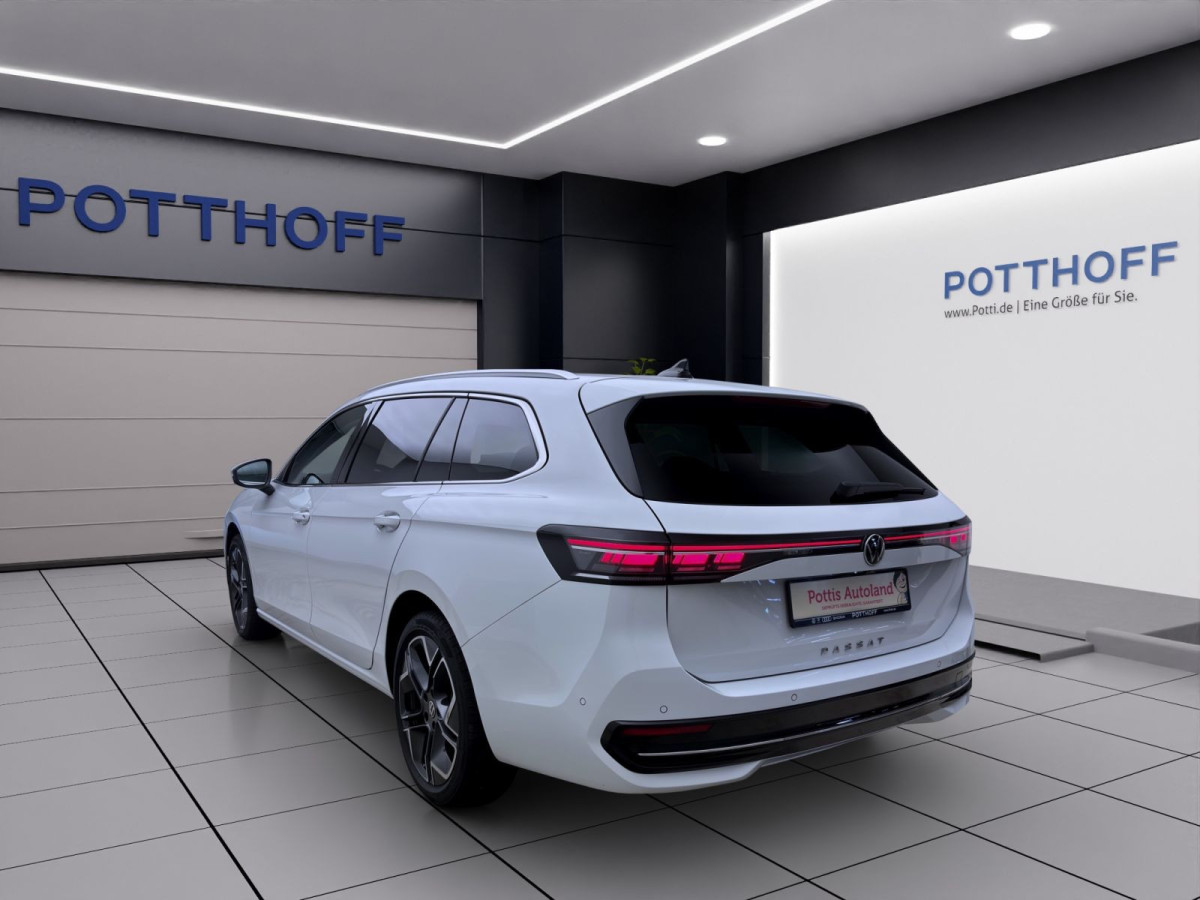 Thumb 2: Volkswagen Passat Variant 2.0 TDI DSG ELEGANCE STDHZG PANO AHK NAVI