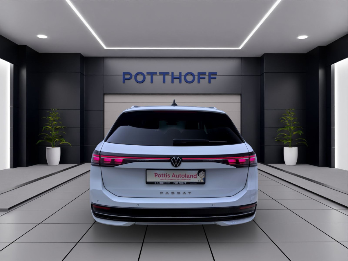 Thumb 3: Volkswagen Passat Variant 2.0 TDI DSG ELEGANCE STDHZG PANO AHK NAVI