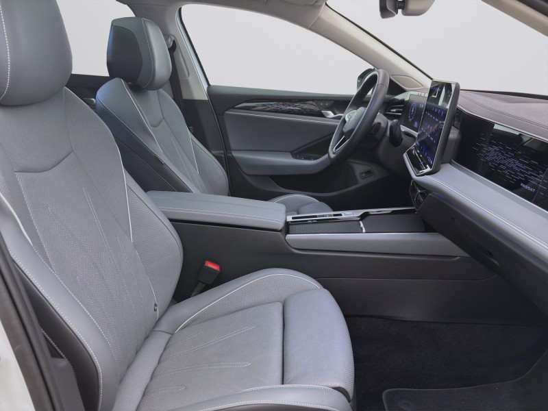 Bild 16: Volkswagen Passat Variant 2.0 TDI DSG ELEGANCE STDHZG AHK PANO KLIMA