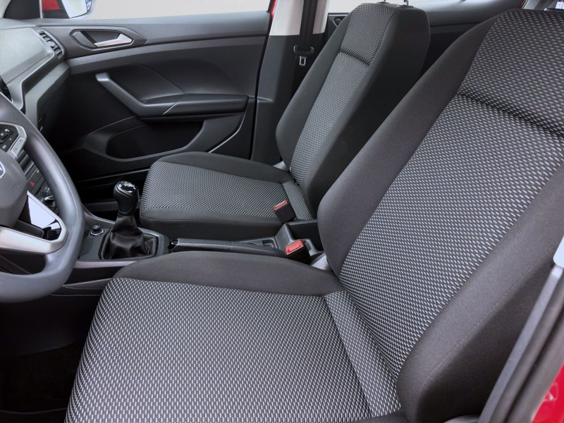 Bild 9: Volkswagen T-Cross 1.0 TSI PDC LED SITZHZG DAB+
