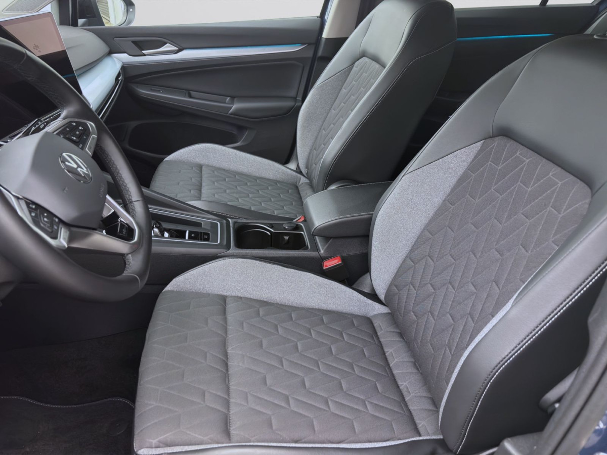 Thumb 9: Volkswagen Golf 1.5 eTSI DSG GOAL AHK NAVI IQ.LIGHT KAMERA