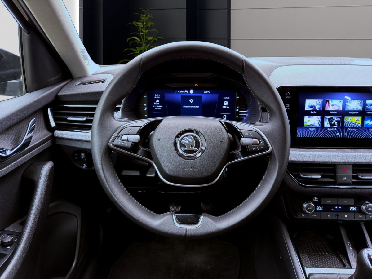 Thumb 11: Škoda Kamiq 1.0 TSI SELECTION NAVI PDC LED SITZHZG