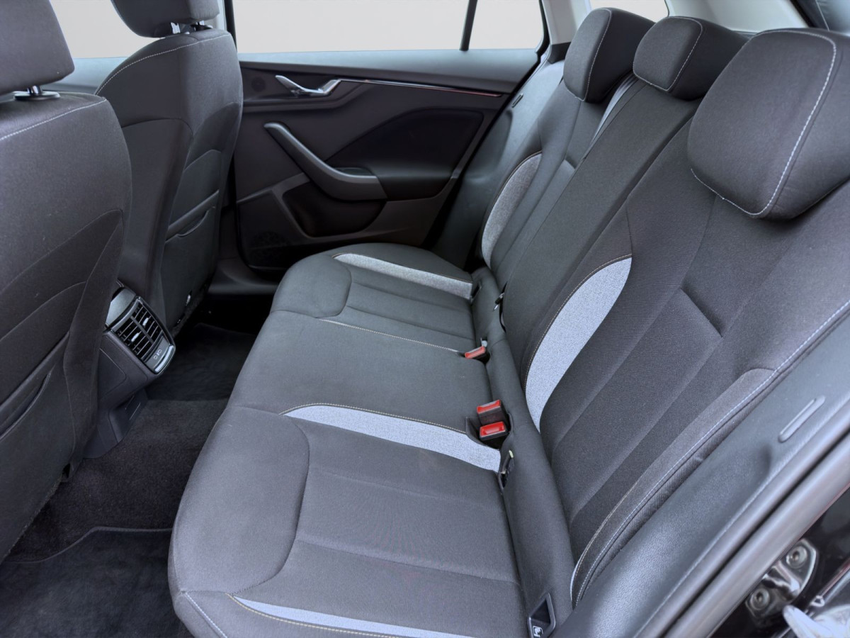 Thumb 15: Škoda Kamiq 1.0 TSI SELECTION NAVI PDC LED SITZHZG