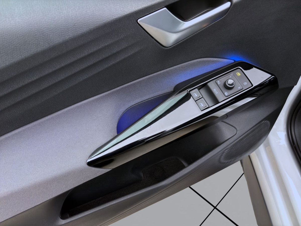 Thumb 10: Volkswagen ID.3 PRO PERFORMANCE LIFE NAVI PDC LED SITZHZG