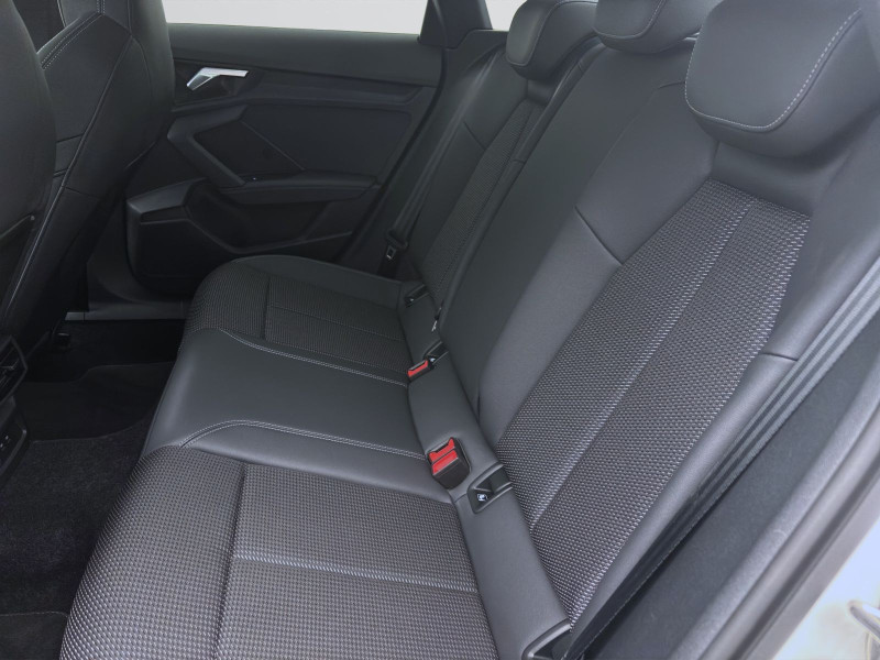 Bild 15: Audi A3 Limousine 30 TDI S LINE STDHZG PANO NAVI HuD