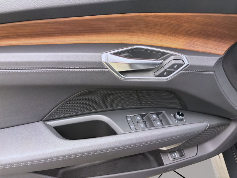 Bild 10: Audi e-tron GT Q PANO NAVI B&O HuD LED SITZHZG
