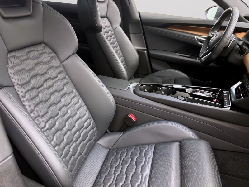 Bild 16: Audi e-tron GT Q PANO NAVI B&O HuD LED SITZHZG
