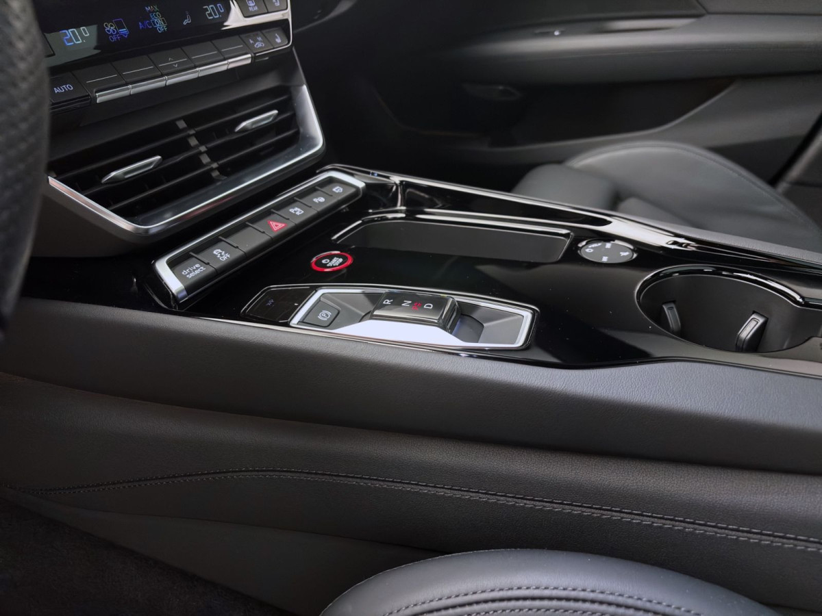 Thumb 14: Audi e-tron GT Q PANO NAVI B&O HuD LED SITZHZG