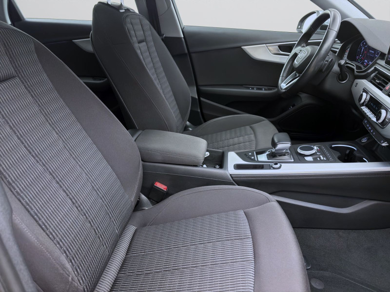 Bild 16: Audi A4 Avant 2.0 TDI Q DESIGN PANO AHK NAVI XENON