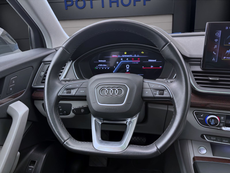 Bild 11: Audi Q5 40 TDI Q ADVANCED PANO MATRIX NAVI PDC