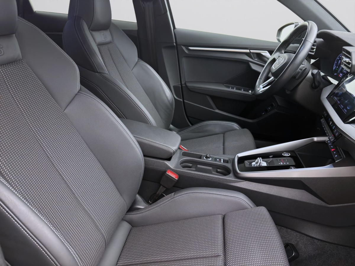 Thumb 16: Audi A3 Sportback 40 TFSIe S LINE NAVI KAMERA LED SITZHZG
