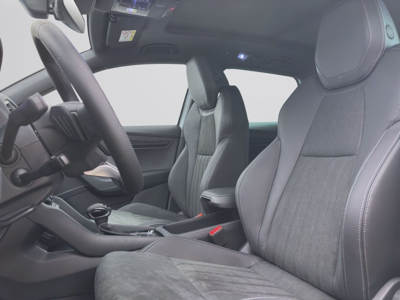 Bild 9: Škoda KAROQ SPORTLINE AHK PANO STANDH NAV KAM pACC DCC