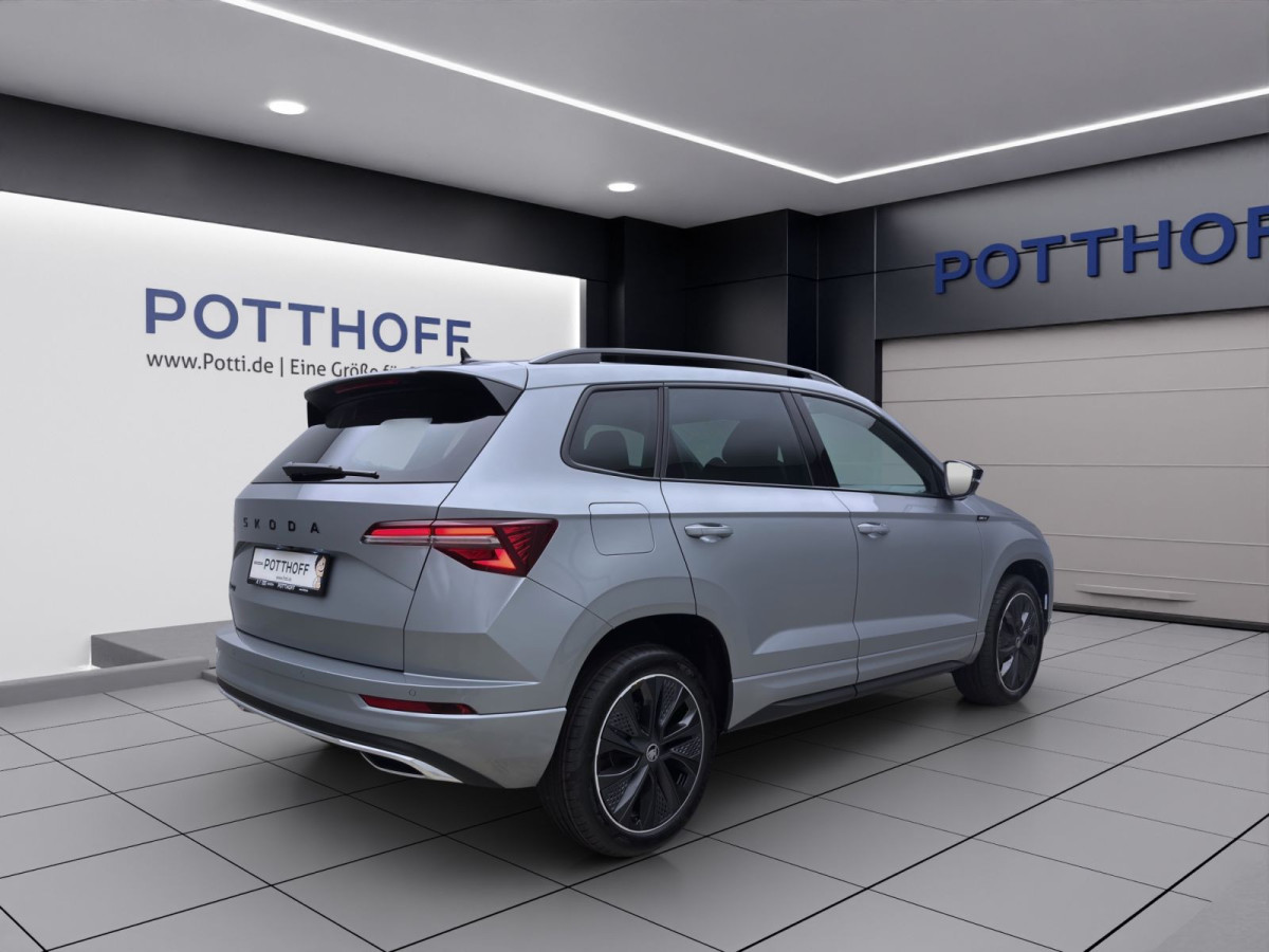 Thumb 5: Škoda KAROQ SPORTLINE AHK PANO STANDH NAV KAM pACC DCC