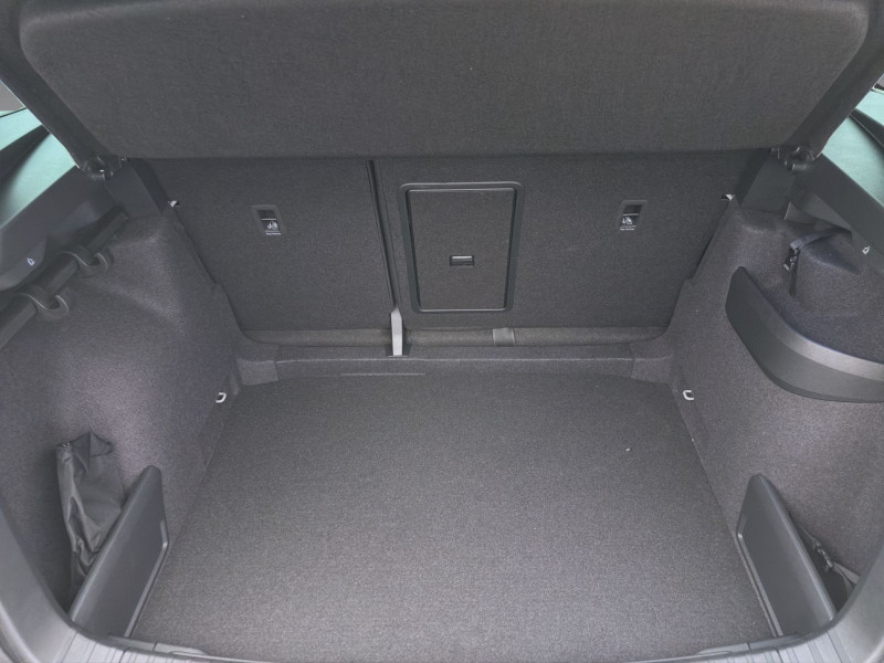 Bild 4: Škoda KAROQ SPORTLINE 4X4 DSG AHK PANO STANDH NAV KAM pACC 19"