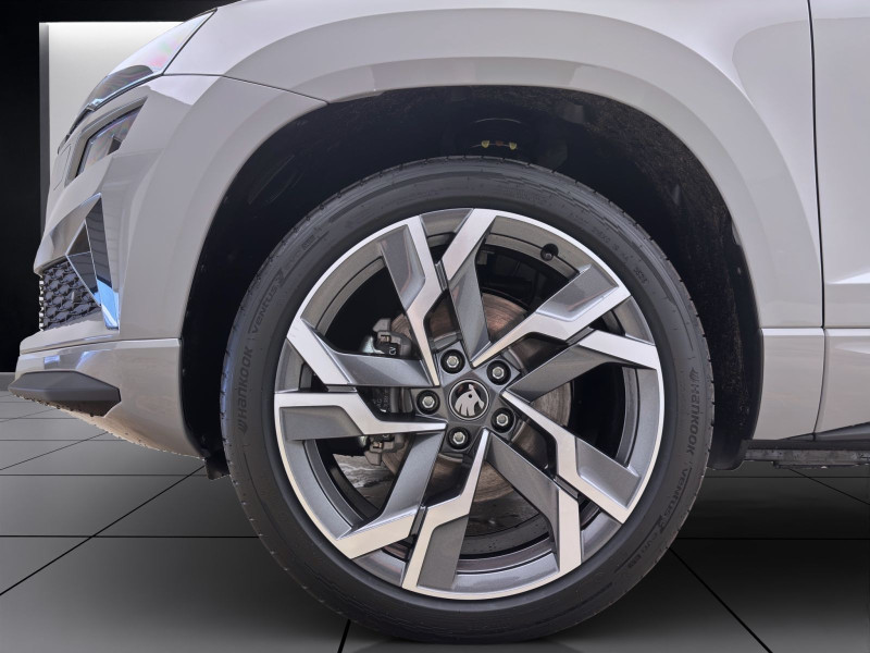 Bild 8: Škoda KAROQ SPORTLINE 4X4 DSG AHK PANO STANDH NAV KAM pACC 19"