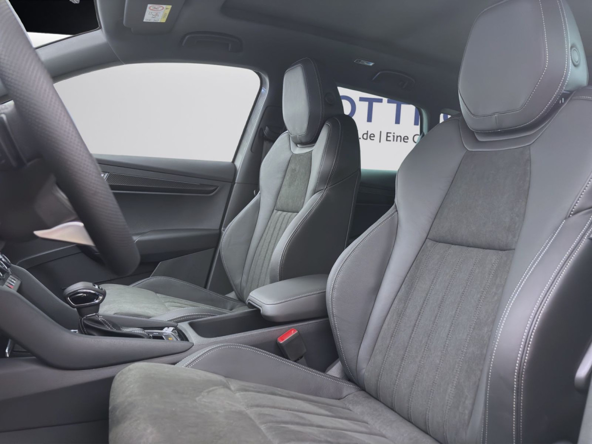 Thumb 9: Škoda KAROQ SPORTLINE 4X4 DSG AHK PANO STANDH NAV KAM pACC 19"
