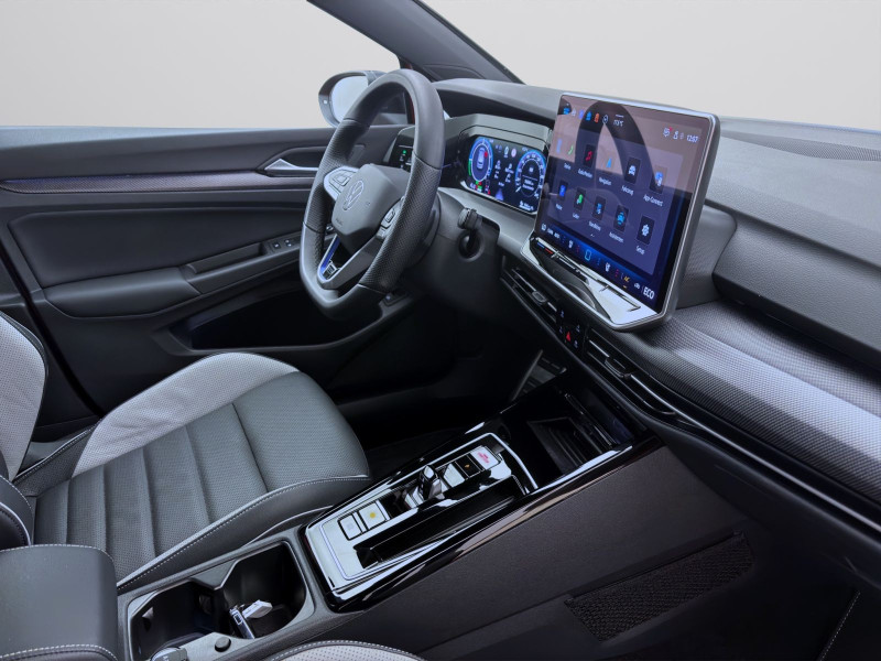 Bild 17: Volkswagen Golf 1.5 TSI eHybrid DSG GTE AHK NAVI KAMERA IQ.LIGHT