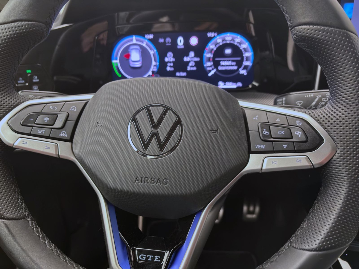 Thumb 12: Volkswagen Golf 1.5 TSI eHybrid DSG GTE AHK NAVI KAMERA IQ.LIGHT