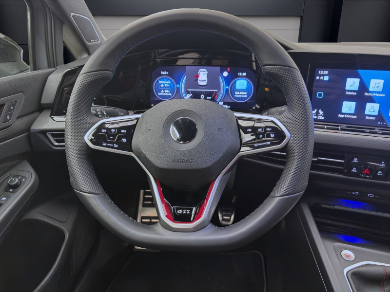 Bild 11: Volkswagen Golf GTI IQ.LIGHT NAVI SITZHZG PDC