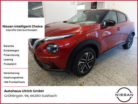 Automodell: Juke in der Farbe rot