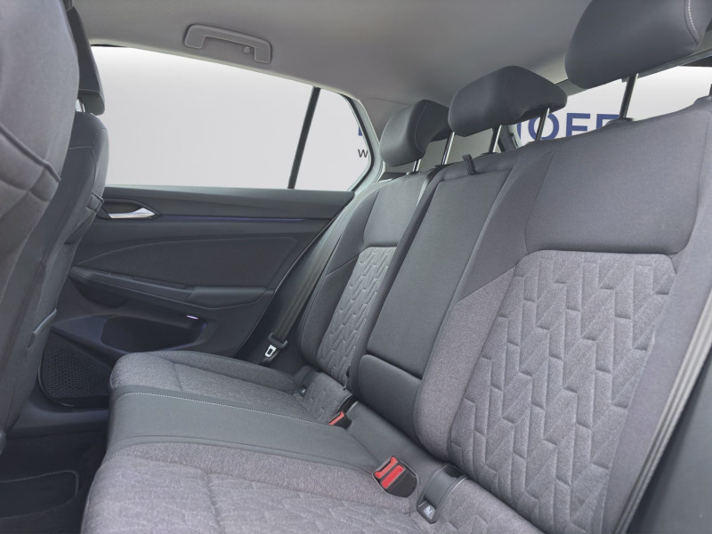 Bild 15: Volkswagen Golf 1.5 TSI LIFE NAVI HuD SITZHZG KAMERA