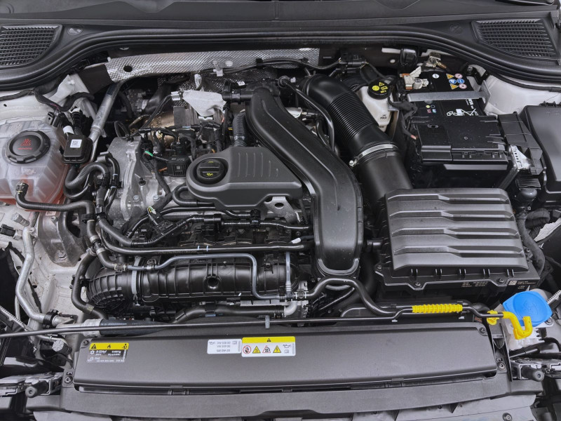 Bild 17: Volkswagen Golf 1.5 TSI LIFE NAVI HuD SITZHZG KAMERA