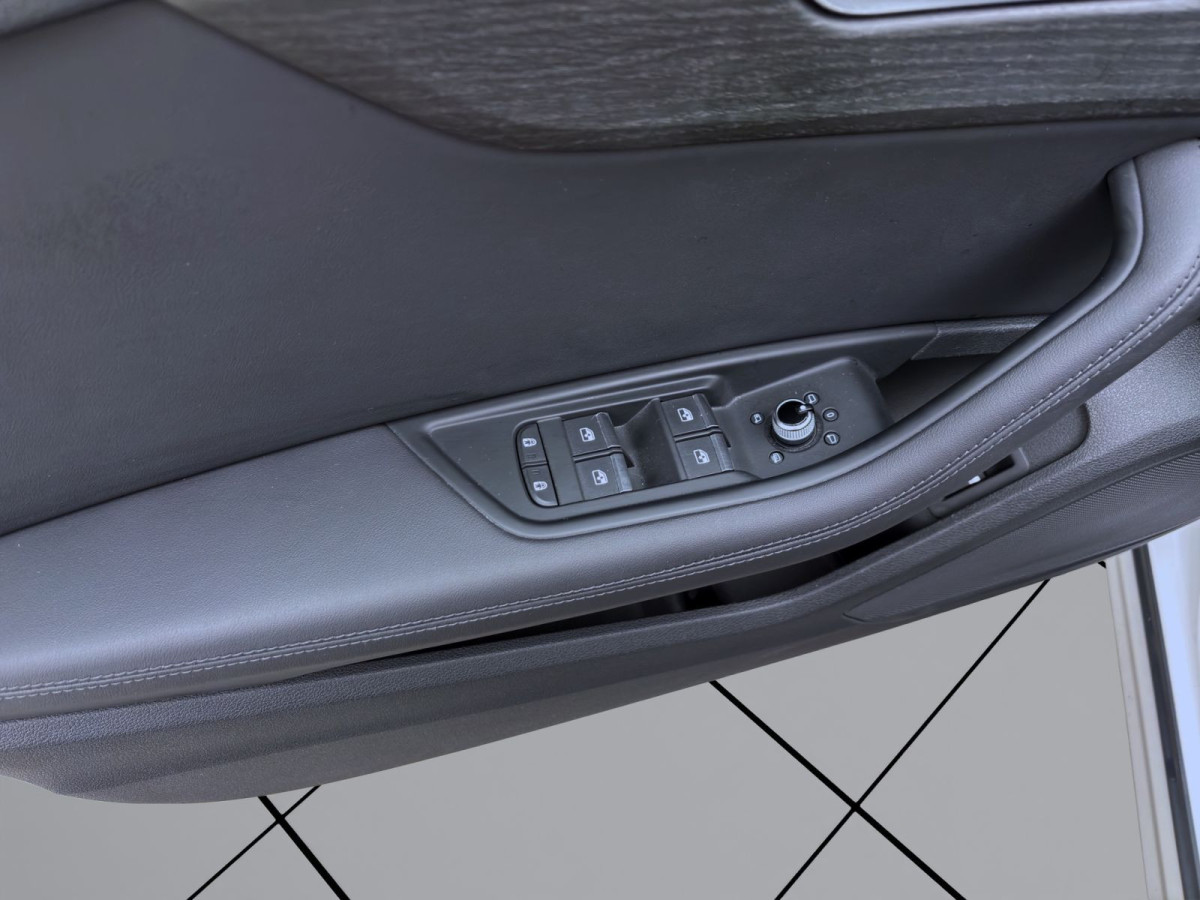 Thumb 10: Audi A4 allroad 40 TDI Q STDHZG MATRIX NAVI KAMERA HuD